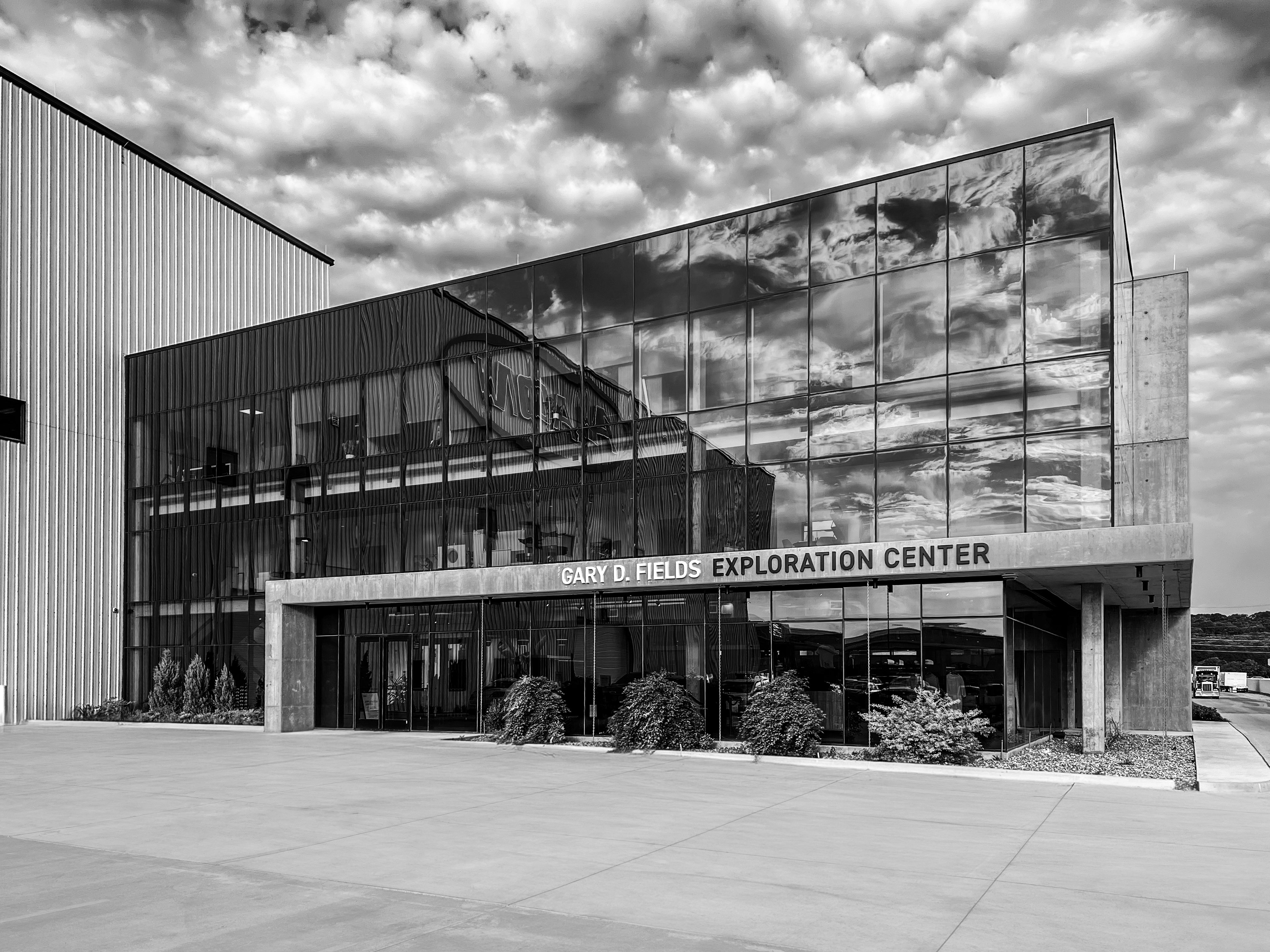 GDFExplorationCenter_BW